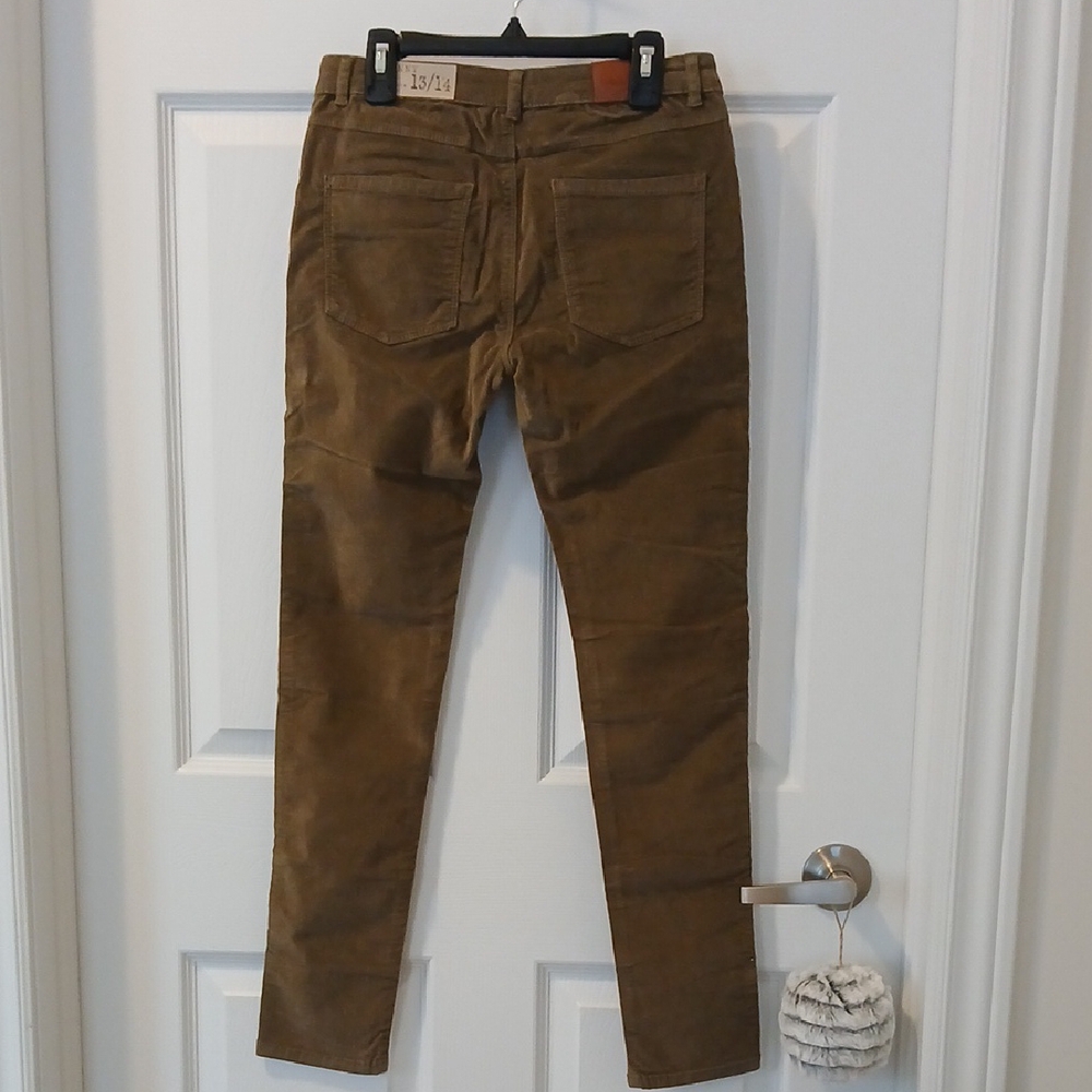 Stylish Khaki Skinny Pants with Zipper Details NWT - Picture 3 of 4